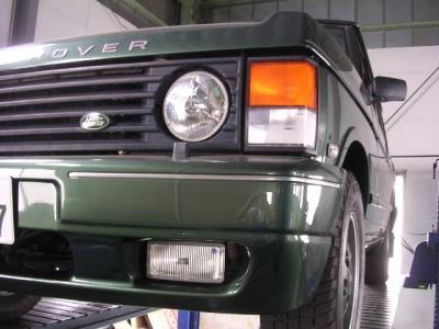 ’９４　レンジローバーの下回り修理